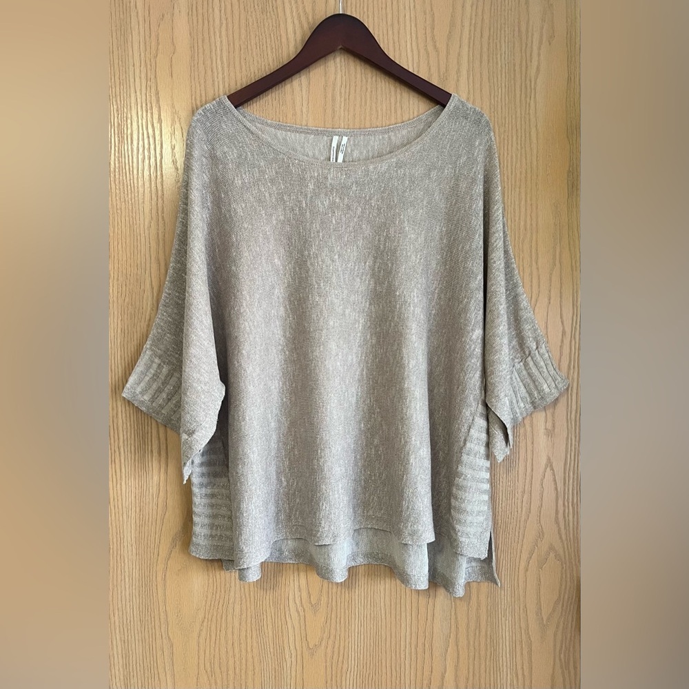 Anthropologie | Women’s SZ Large | Alicia Gold Shimmer Poncho Sweater